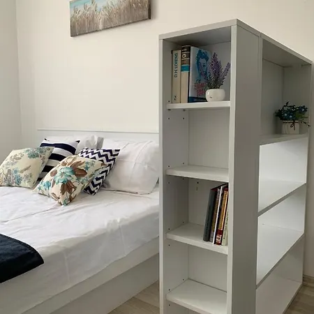 Apartment City